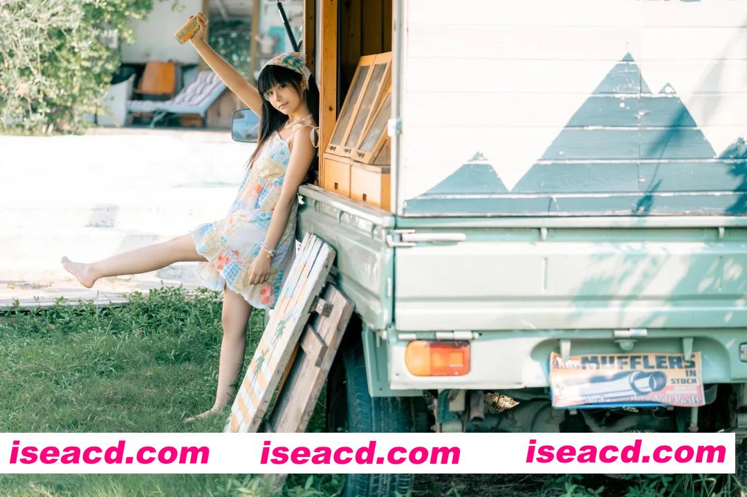 『套图』夏天的记忆 – 小羊不吃草 (花音葉子)[39P-1V 2.22GB]